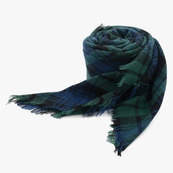 ModCloth’s Loch and Key Scarf in Green and Blue Plaid Super Soft & Cozy - Picture 6 of 10